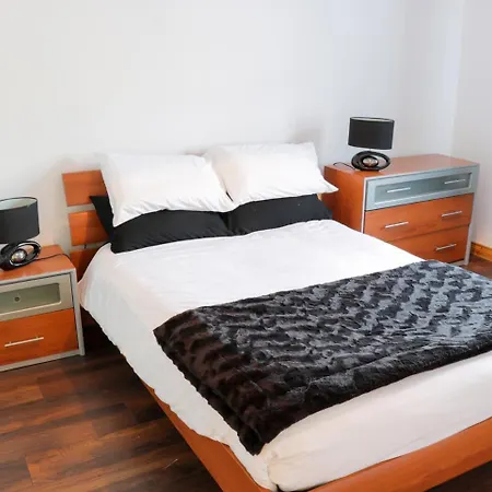 Lejlighed Central Apartment, Ballymote