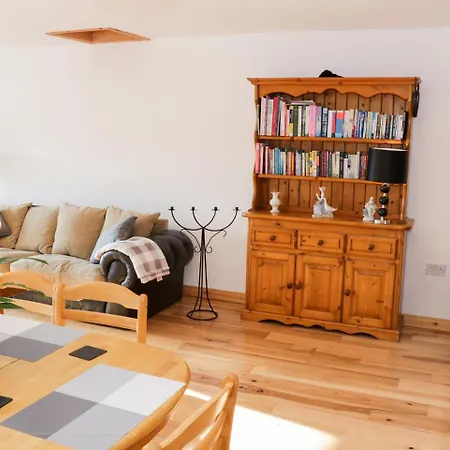 Central Apartment, Lejlighed Ballymote