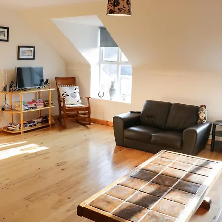 Central Apartment, Lejlighed Ballymote